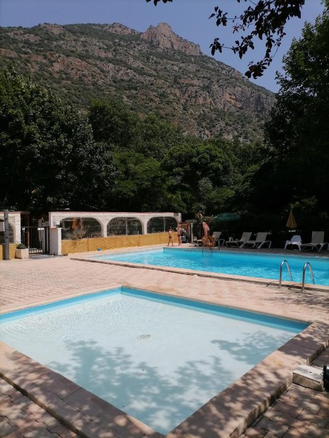 Mobil Home Dans Camping 3 Etoiles Mas De Lastourg Avec Piscine,Snack, วิลล์ฟรานเช-เดอ-คองฟลองท์ ภายนอก รูปภาพ